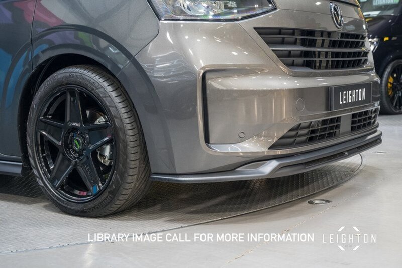 Volkswagen Transporter 2.0 T32 TDI Diesel 150ps Auto 4M Kombi SWB - N5181