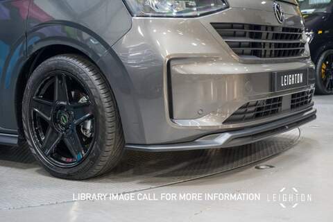 Volkswagen Transporter 2.0 T32 TDI Diesel 150ps Auto 4M Kombi SWB - N5181