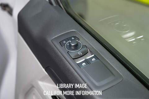 Ford Transit Custom 2.5 320 PHEV 232ps Auto Double Cab L1 - N5576