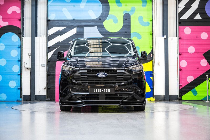 Ford Transit Custom 2.5 320 PHEV 232ps Auto Double Cab L1 - N5585