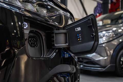 Ford Transit Custom 2.5 320 PHEV 232ps Auto Double Cab L1 - N5585