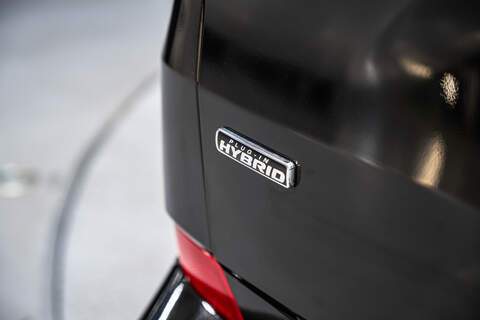 Ford Transit Custom 2.5 320 PHEV 232ps Auto Double Cab L1 - N5585