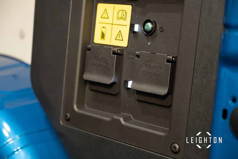 Ford Transit Custom 2.5 320 PHEV 232ps Auto Double Cab L1 - N5565