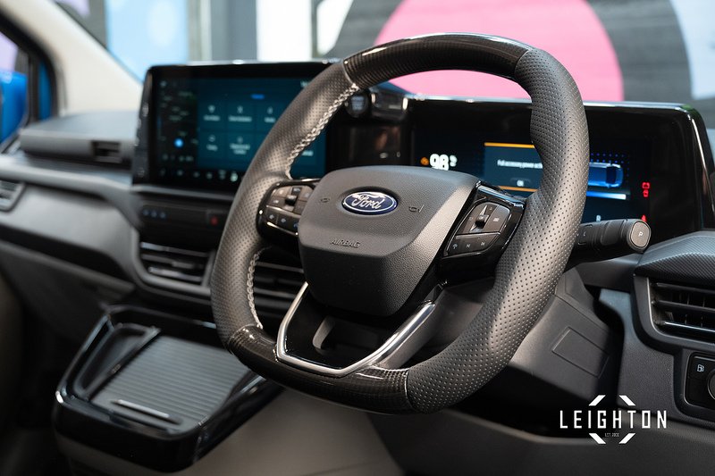 Ford Transit Custom 2.5 320 PHEV 232ps Auto Double Cab L1 - N5565