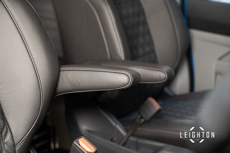 Ford Transit Custom 2.5 320 PHEV 232ps Auto Double Cab L1 - N5565