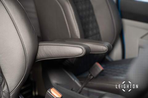 Ford Transit Custom 2.5 320 PHEV 232ps Auto Double Cab L1 - N5565