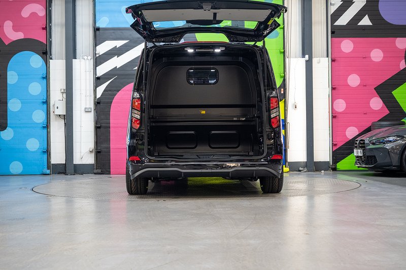 Ford Transit Custom 2.5 320 PHEV 232ps Auto Double Cab L1 - N5566