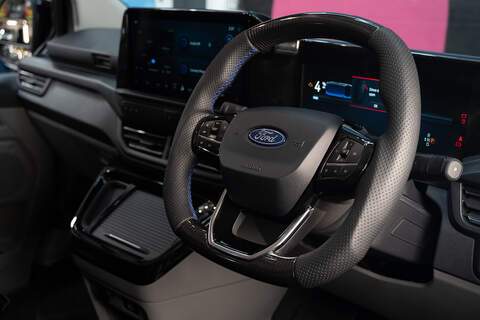 Ford Transit Custom 2.5 320 PHEV 232ps Auto Double Cab L1 - N5566