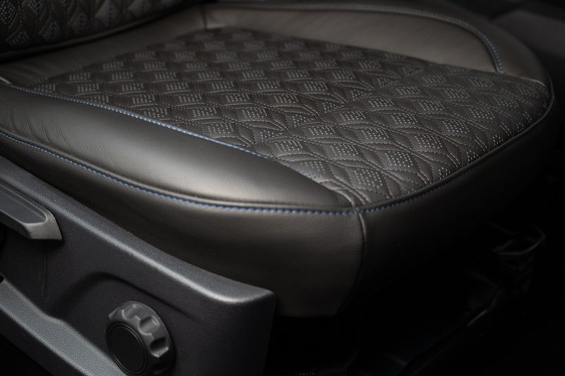 Ford Transit Custom 2.5 320 PHEV 232ps Auto Double Cab L1 - N5566