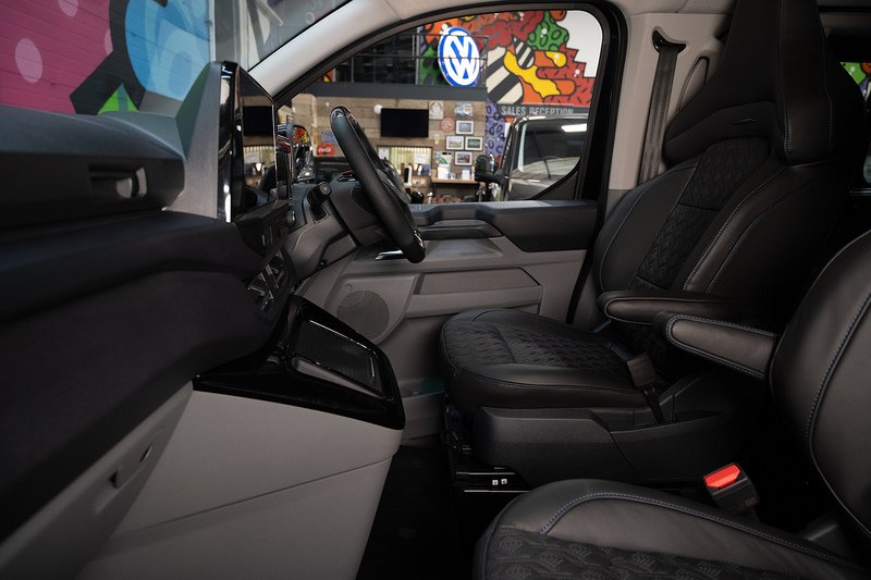 Ford Transit Custom 2.5 320 PHEV 232ps Auto Double Cab L1 - N5566