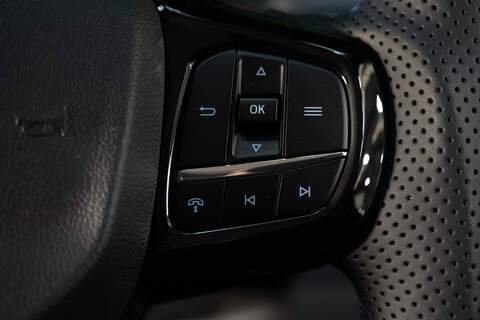 Ford Transit Custom 2.5 320 PHEV 232ps Auto Double Cab L1 - N5566