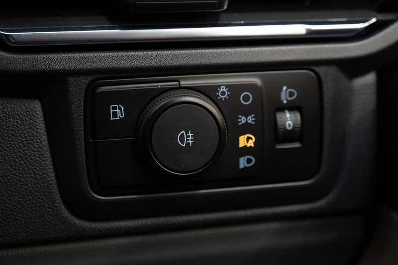 Ford Transit Custom 2.5 320 PHEV 232ps Auto Double Cab L1 - N5566