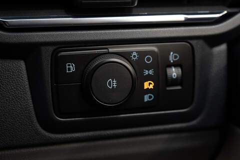 Ford Transit Custom 2.5 320 PHEV 232ps Auto Double Cab L1 - N5566