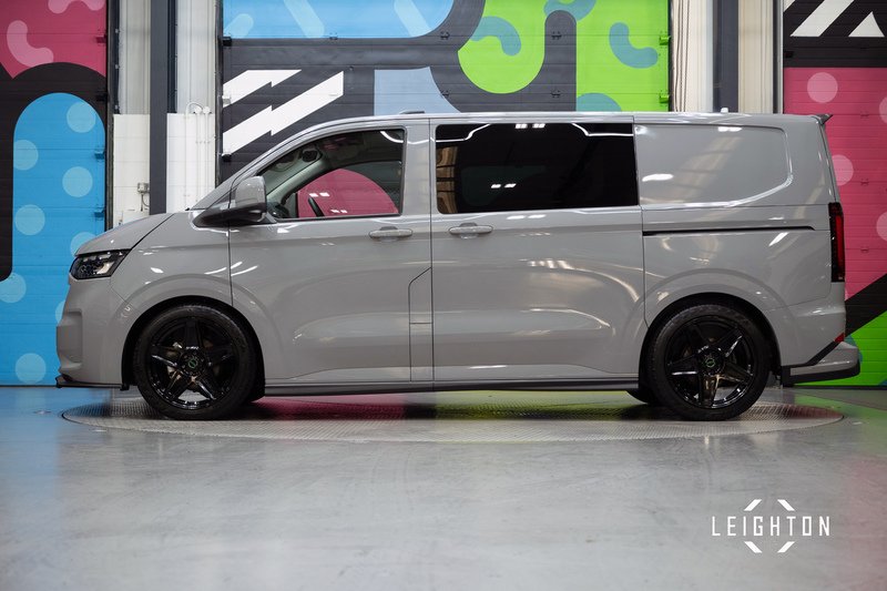 Volkswagen Transporter 2.0 T32 Diesel 150ps 4M Auto Kombi SWB - N5492