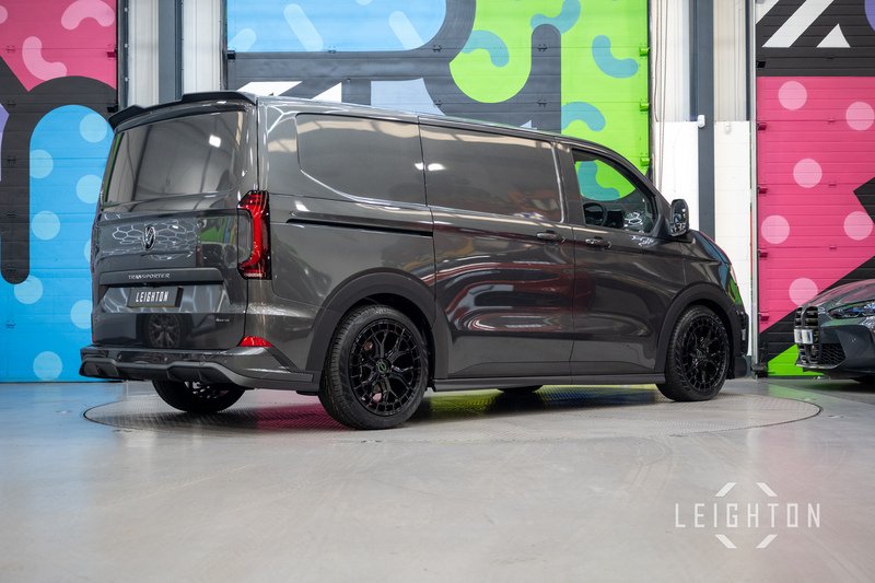 Volkswagen Transporter 2.0 T32 150ps Diesel 4M Auto Panel Van SWB - N55731