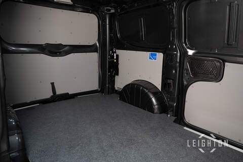 Volkswagen Transporter 2.0 T32 150ps Diesel 4M Auto Panel Van SWB - N55731