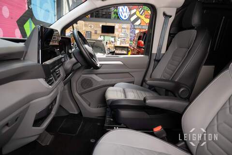 Volkswagen Transporter 2.0 T32 150ps Diesel 4M Auto Panel Van SWB - N55731