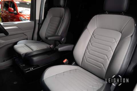 Volkswagen Transporter 2.0 T32 150ps Diesel 4M Auto Panel Van SWB - N55731