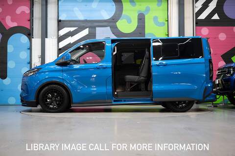 Ford Transit Custom 2.5 320 PHEV 232ps Auto Double Cab L1 - N5580