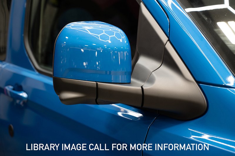 Ford Transit Custom 2.5 320 PHEV 232ps Auto Double Cab L1 - N5580