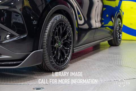 Ford Transit Custom 2.5 320 PHEV 232ps Auto Panel Van L2 - N5581