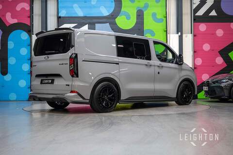 Ford Transit Custom 2.5 320 PHEV 232ps Auto Double Cab L1 - N5601