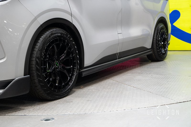 Ford Transit Custom 2.5 320 PHEV 232ps Auto Double Cab L1 - N5601