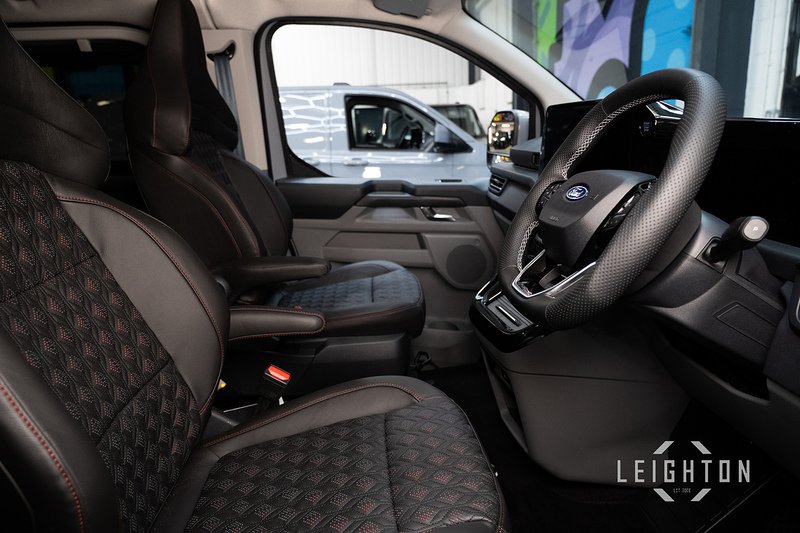Ford Transit Custom 2.5 320 PHEV 232ps Auto Double Cab L1 - N5601