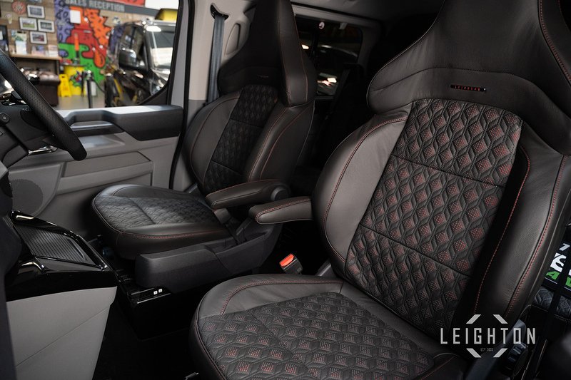 Ford Transit Custom 2.5 320 PHEV 232ps Auto Double Cab L1 - N5601