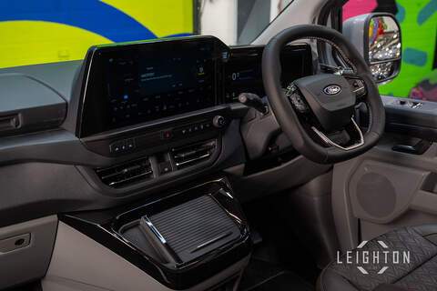 Ford Transit Custom 2.5 320 PHEV 232ps Auto Double Cab L1 - N5601