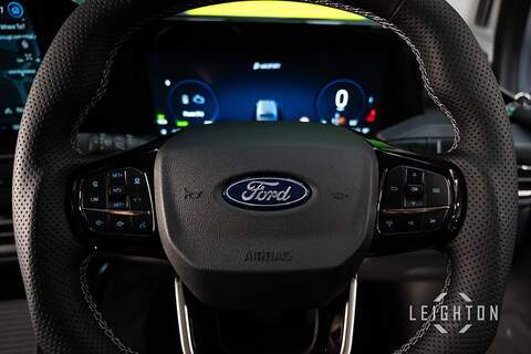 Ford Transit Custom 2.5 320 PHEV 232ps Auto Double Cab L1 - N5601