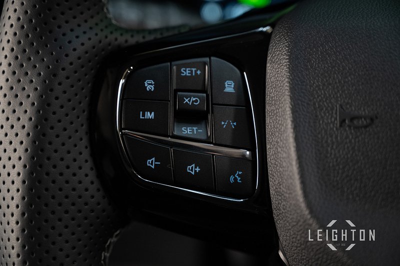 Ford Transit Custom 2.5 320 PHEV 232ps Auto Double Cab L1 - N5601