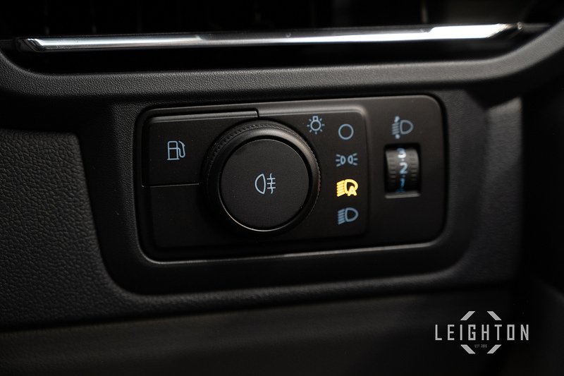 Ford Transit Custom 2.5 320 PHEV 232ps Auto Double Cab L1 - N5601