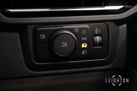 Ford Transit Custom 2.5 320 PHEV 232ps Auto Double Cab L1 - N5601