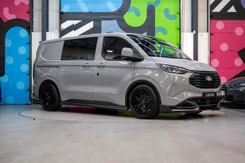 Ford Transit Custom 2.5 320 232ps Auto PHEV Double Cab L1