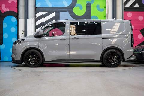 Ford Transit Custom 2.5 320 PHEV 232ps Auto Double Cab L1 - N5602