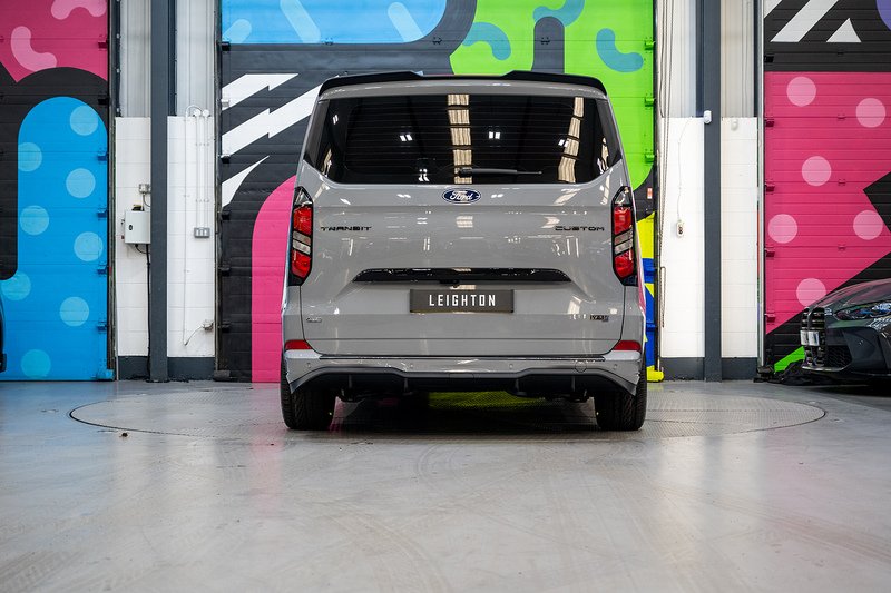 Ford Transit Custom 2.5 320 PHEV 232ps Auto Double Cab L1 - N5602