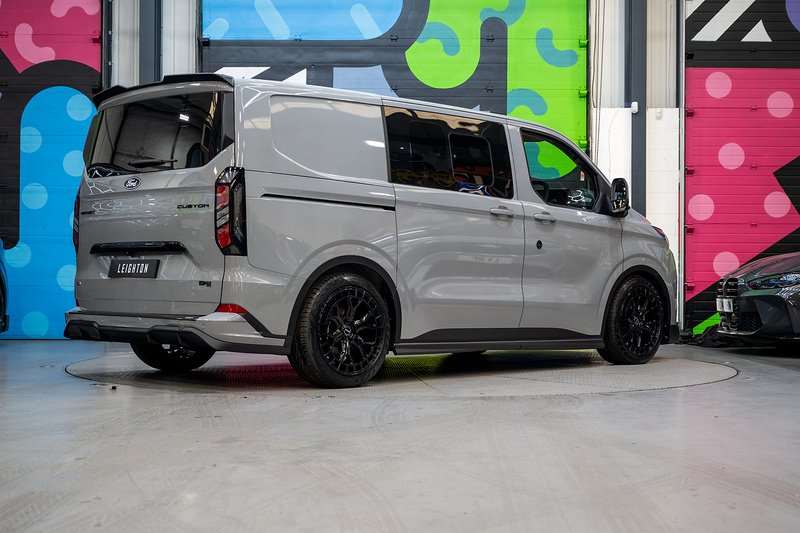 Ford Transit Custom 2.5 320 PHEV 232ps Auto Double Cab L1 - N5602