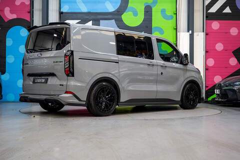 Ford Transit Custom 2.5 320 PHEV 232ps Auto Double Cab L1 - N5602