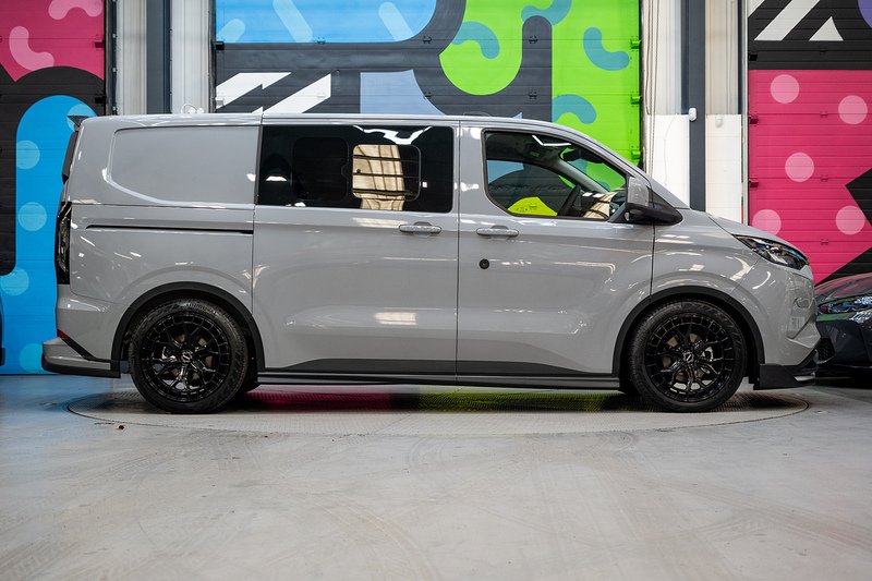 Ford Transit Custom 2.5 320 PHEV 232ps Auto Double Cab L1 - N5602