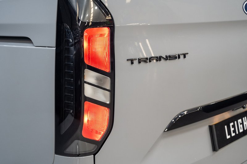 Ford Transit Custom 2.5 320 PHEV 232ps Auto Double Cab L1 - N5602