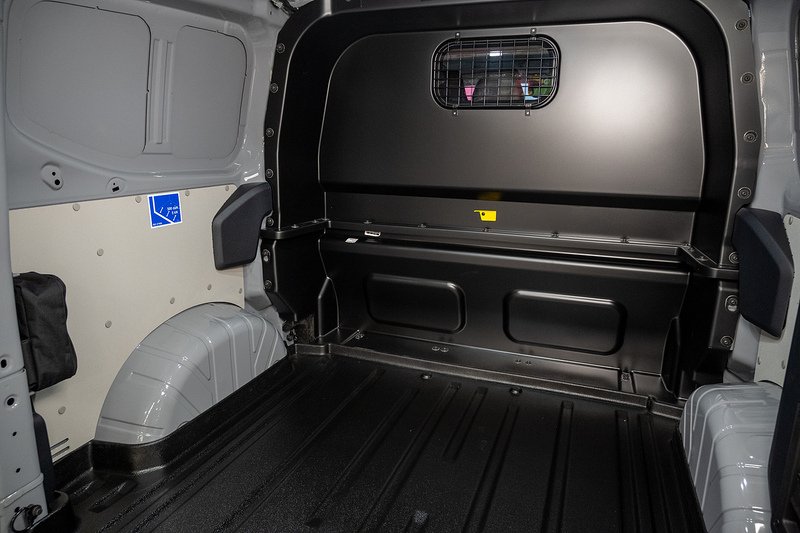 Ford Transit Custom 2.5 320 PHEV 232ps Auto Double Cab L1 - N5602