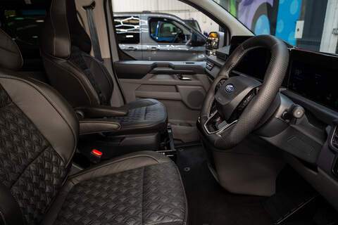 Ford Transit Custom 2.5 320 PHEV 232ps Auto Double Cab L1 - N5602