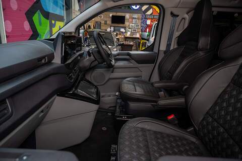 Ford Transit Custom 2.5 320 PHEV 232ps Auto Double Cab L1 - N5602
