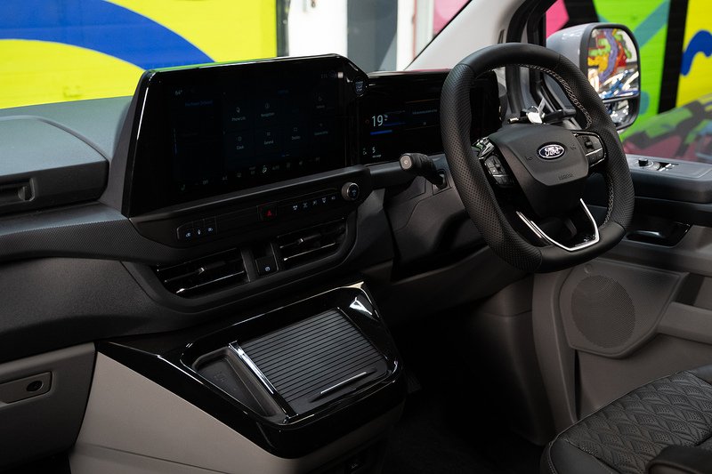 Ford Transit Custom 2.5 320 PHEV 232ps Auto Double Cab L1 - N5602