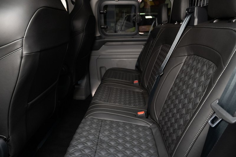Ford Transit Custom 2.5 320 PHEV 232ps Auto Double Cab L1 - N5602