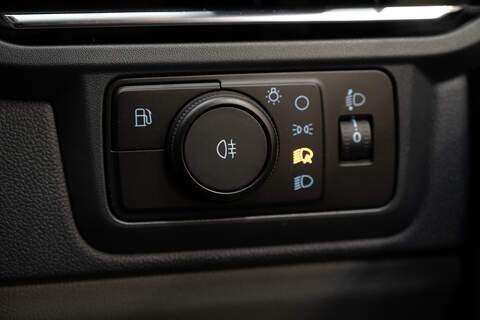 Ford Transit Custom 2.5 320 PHEV 232ps Auto Double Cab L1 - N5602