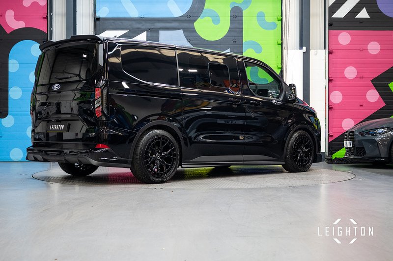 Ford Transit Custom 2.5 320 PHEV 232ps Auto Double Cab L1 - N5603