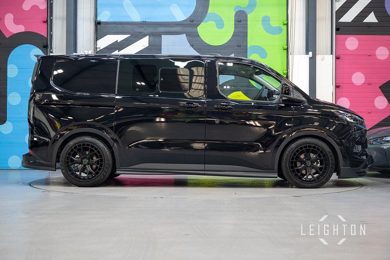 Ford Transit Custom 2.5 320 PHEV 232ps Auto Double Cab L1 - N5604