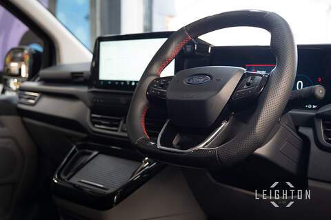 Ford Transit Custom 2.5 320 PHEV 232ps Auto Double Cab L1 - N5604